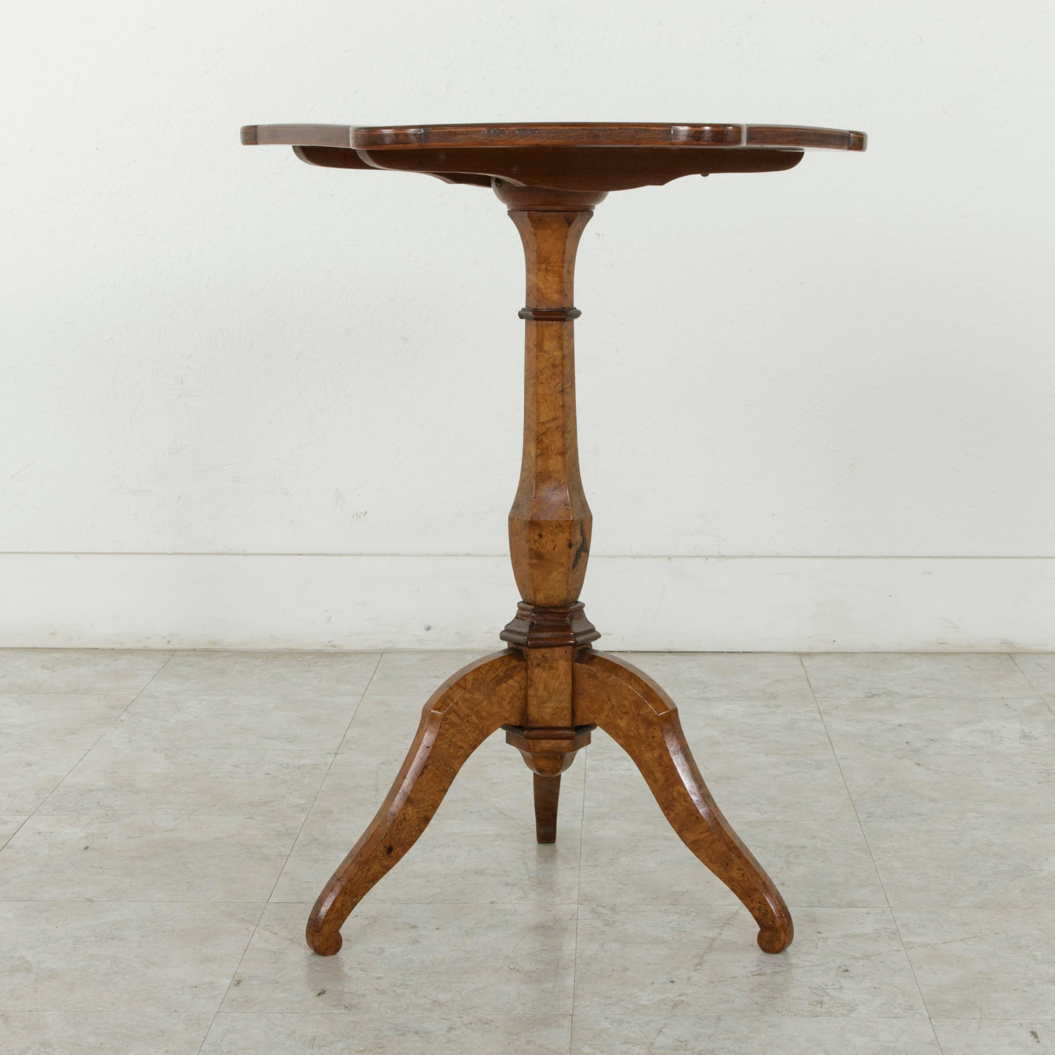 19th Century French Charles X Period Elm and Walnut Pedestal Table or Gueridon 3