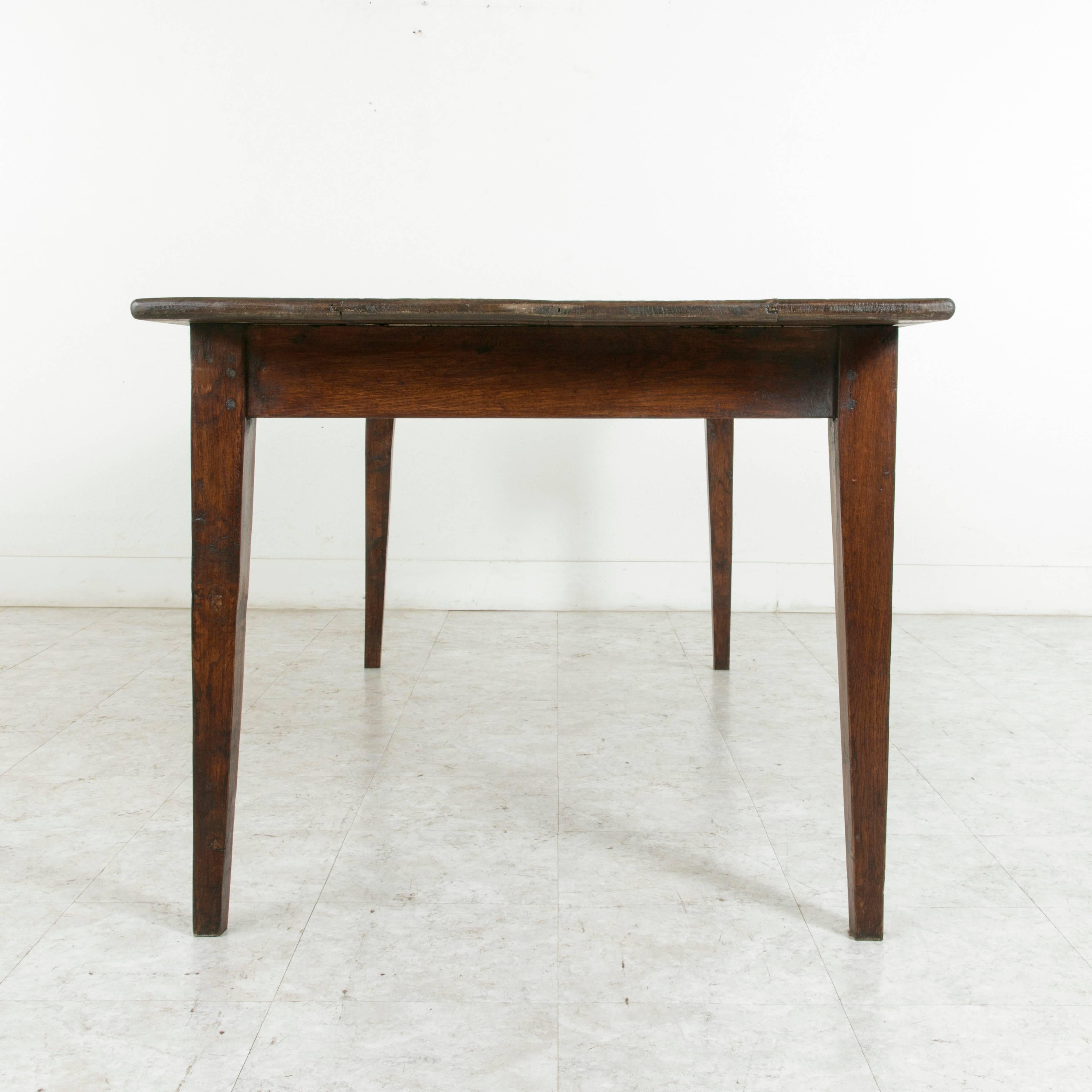 French Hand-Carved Oak Farm Table or Dining Table with Single Drawer, circa 1900 1