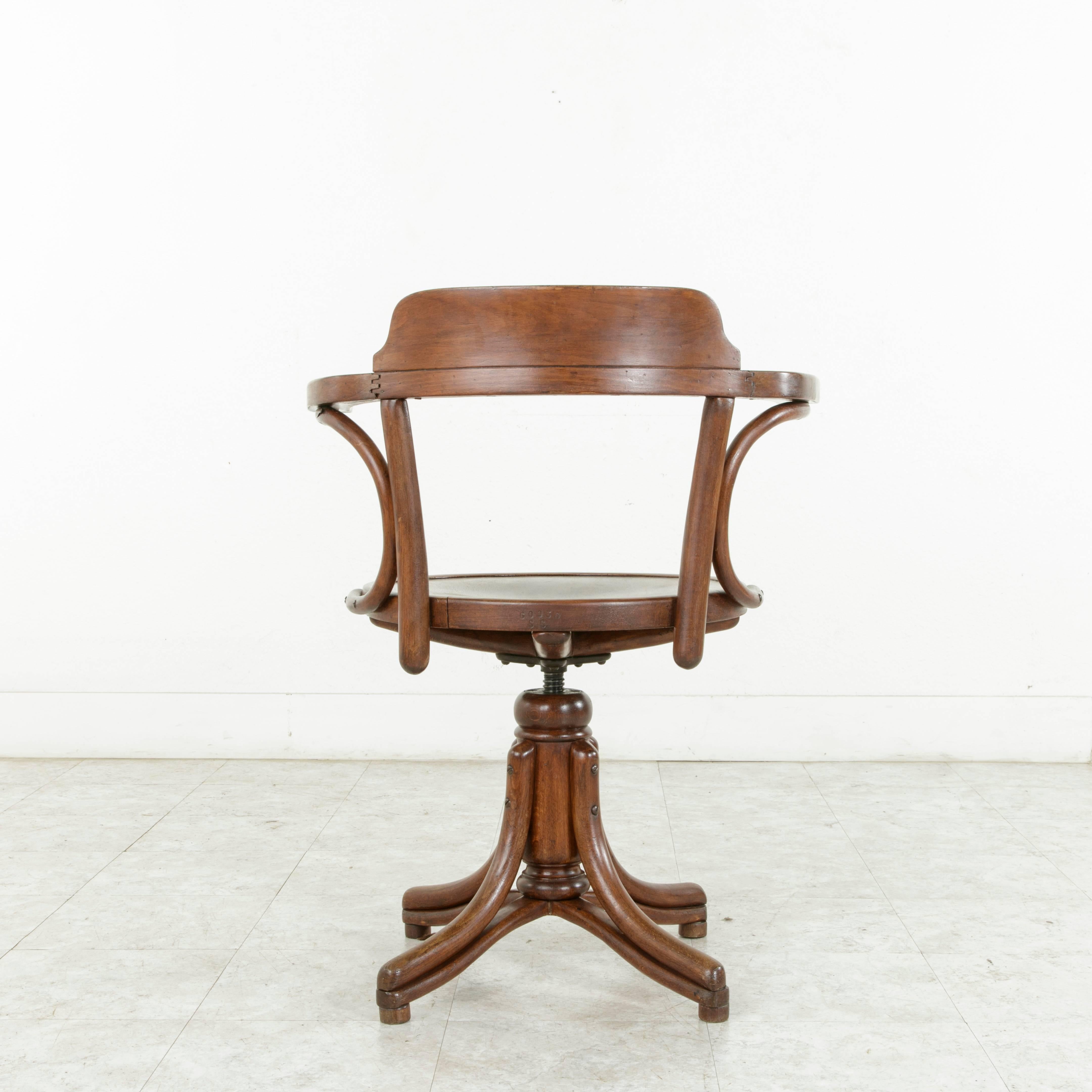 thonet swivel chair