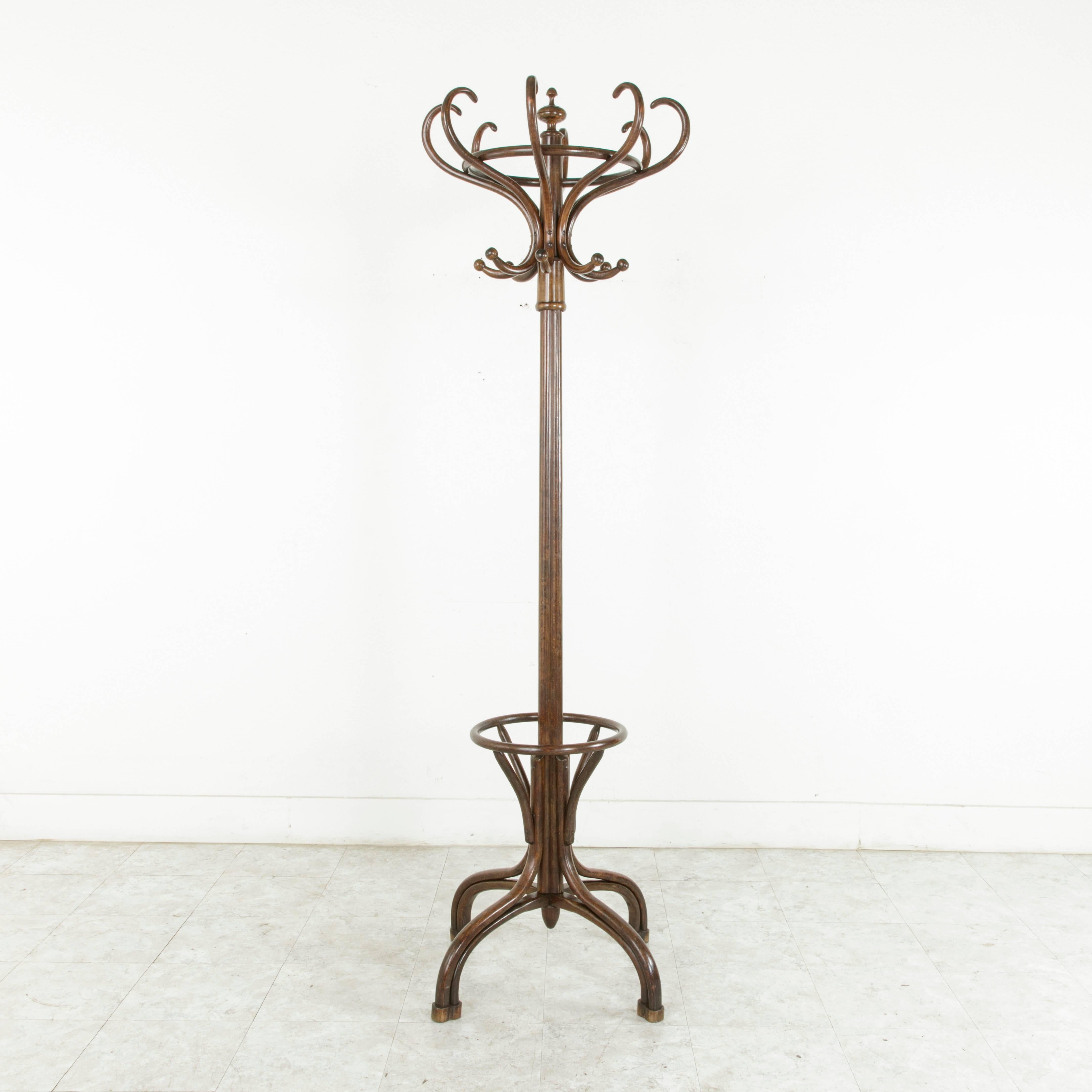 Early 20th Century French Bentwood Thonet 16 Hook Hall Tree, Coat and Hat Stand 1