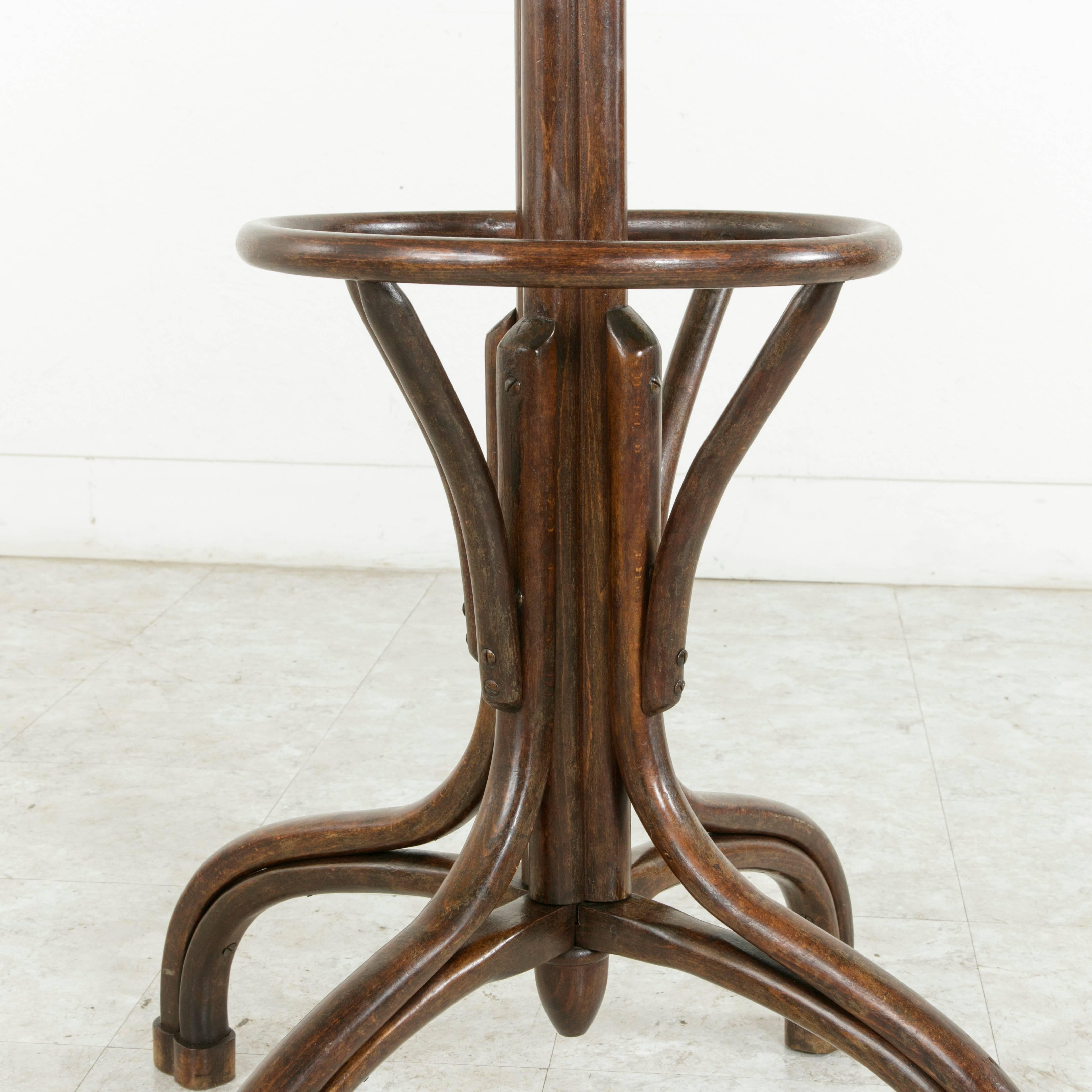 Early 20th Century French Bentwood Thonet 16 Hook Hall Tree, Coat and Hat Stand 4
