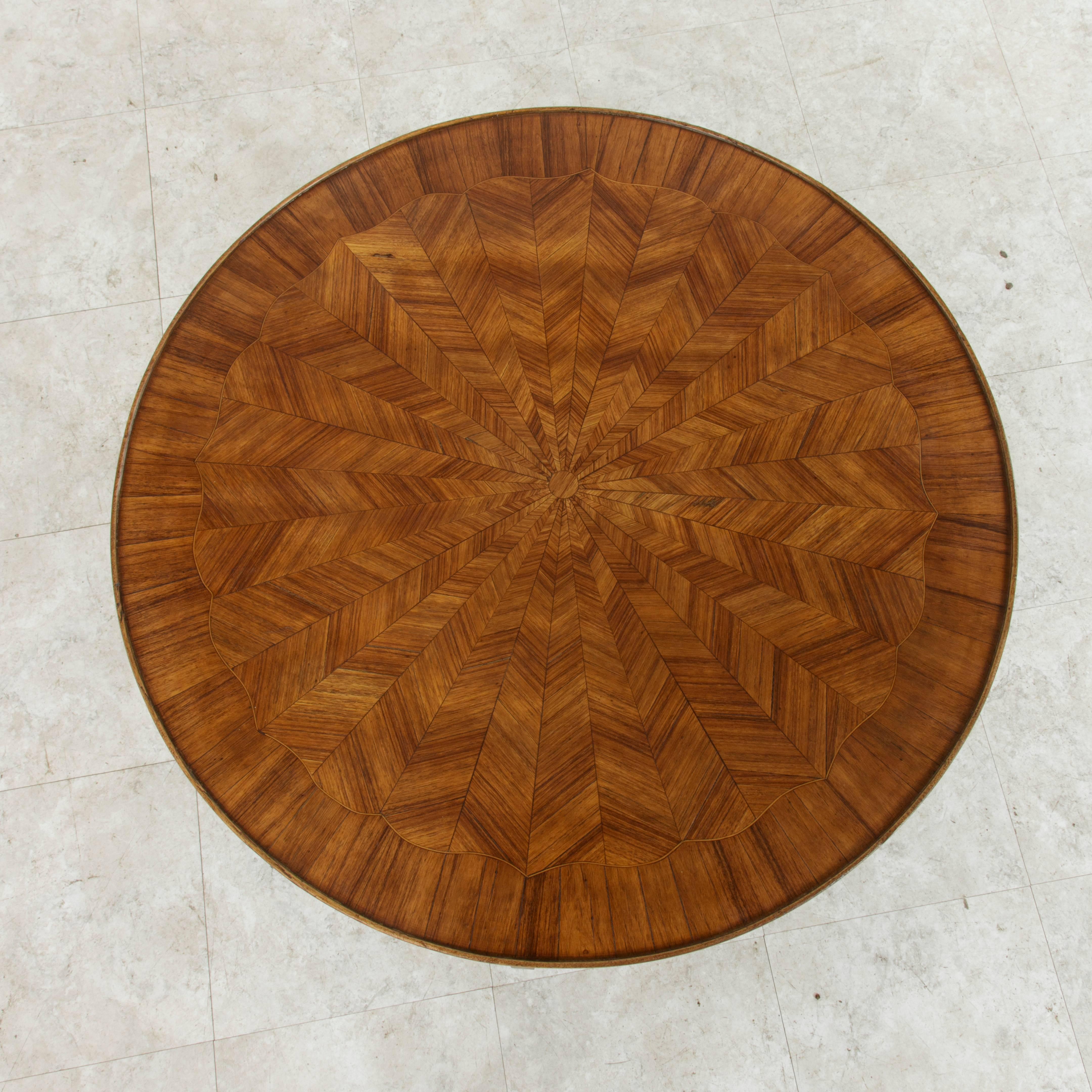Early 20th Century French Louis XV Style Walnut Marquetry Coffee Cocktail Table 5