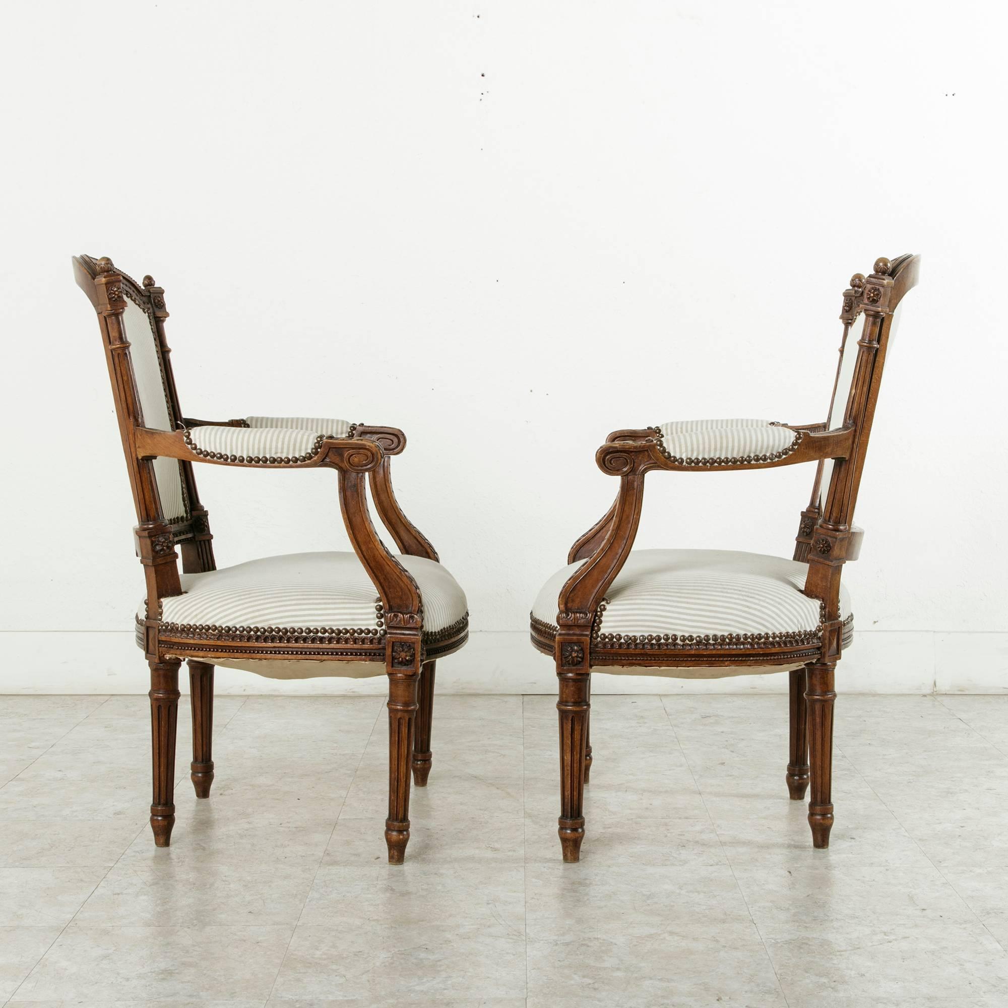 Upholstery Pair of 19th Century Louis XVI Style Hand Carved Walnut Armchairs from Provence