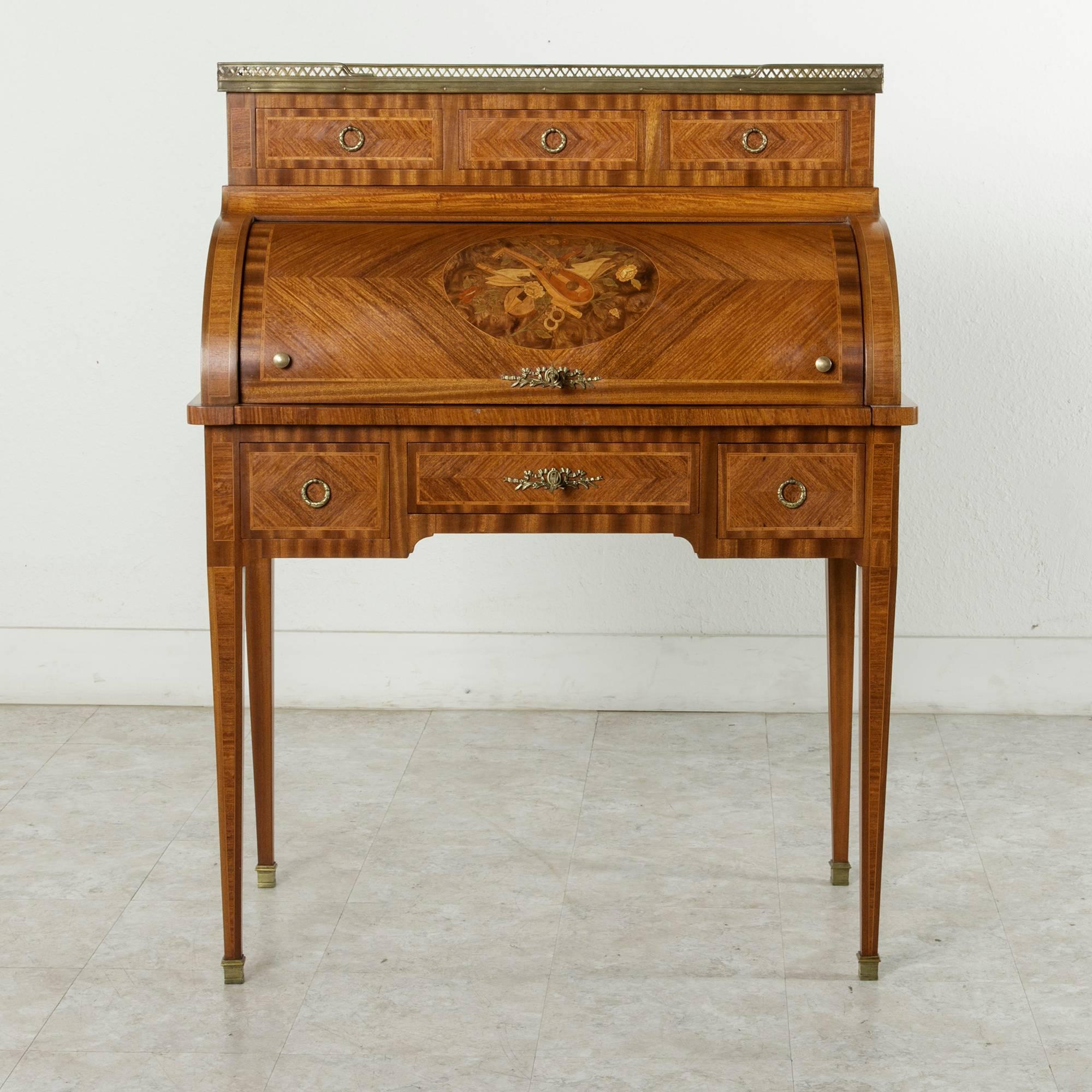 19th Century Louis XVI Marquetry Cylinder Desk With Inlaid Musical Instruments 3