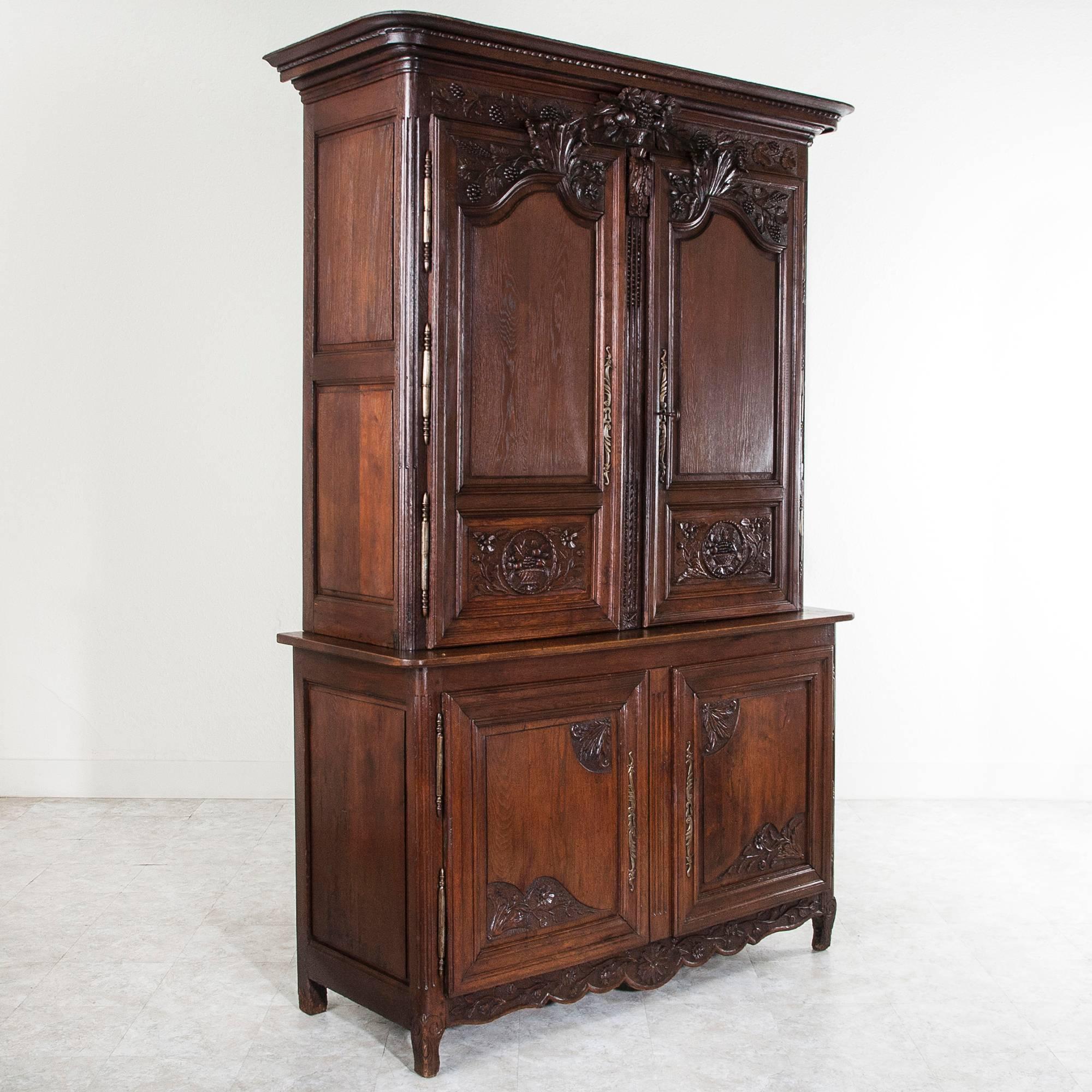 19th Century Buffet Deux Corps or Cabinet of Hand Carved Oak from Normandy In Good Condition In Fayetteville, AR