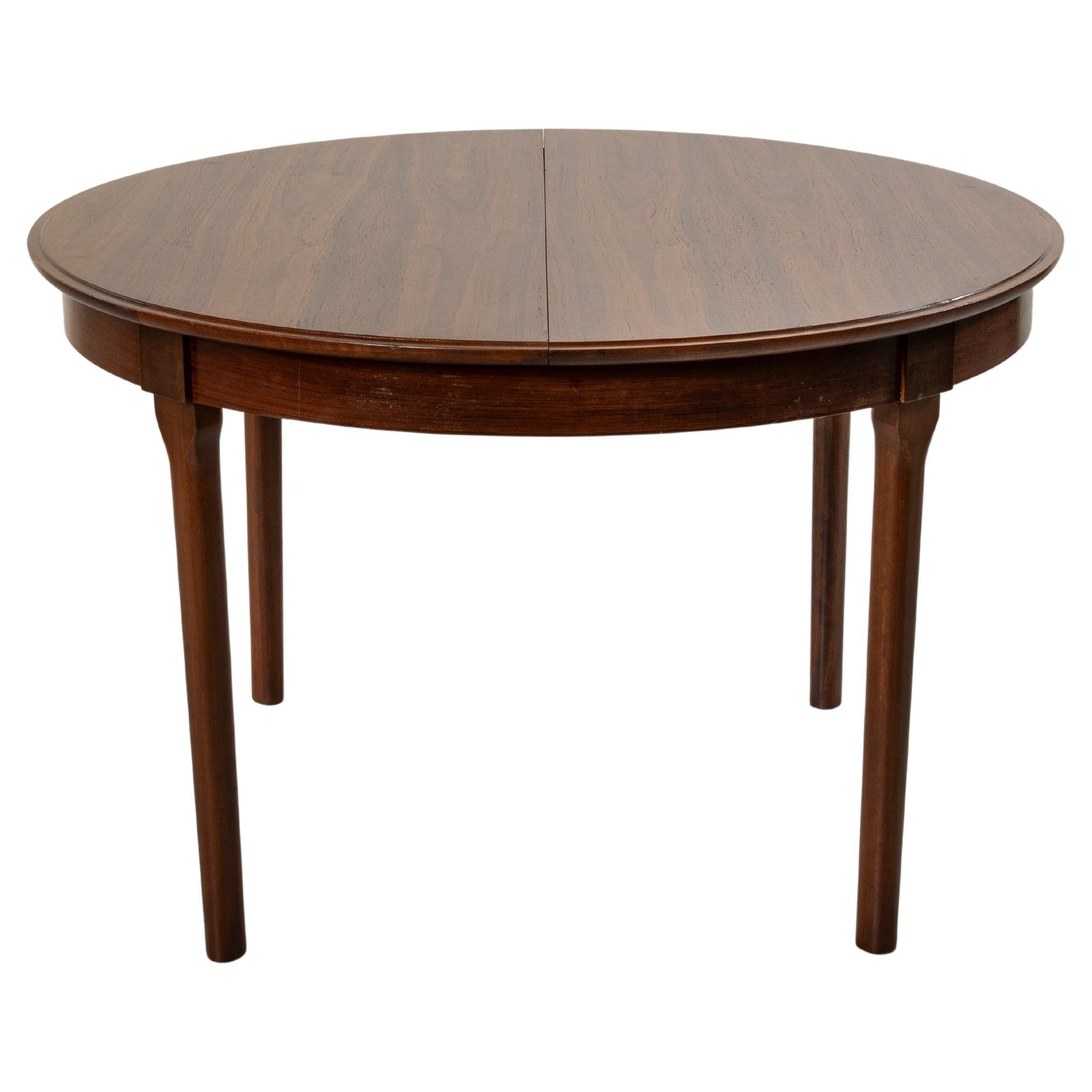 Mid-20th Century Danish Rosewood Round to Oval Dining Table, Collapsible Leaf