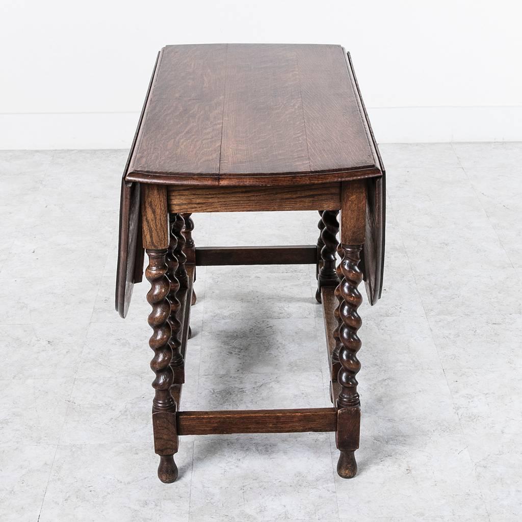 Early 20th Century French Solid Oak Gateleg Barley Twist Dining Table or Console 1