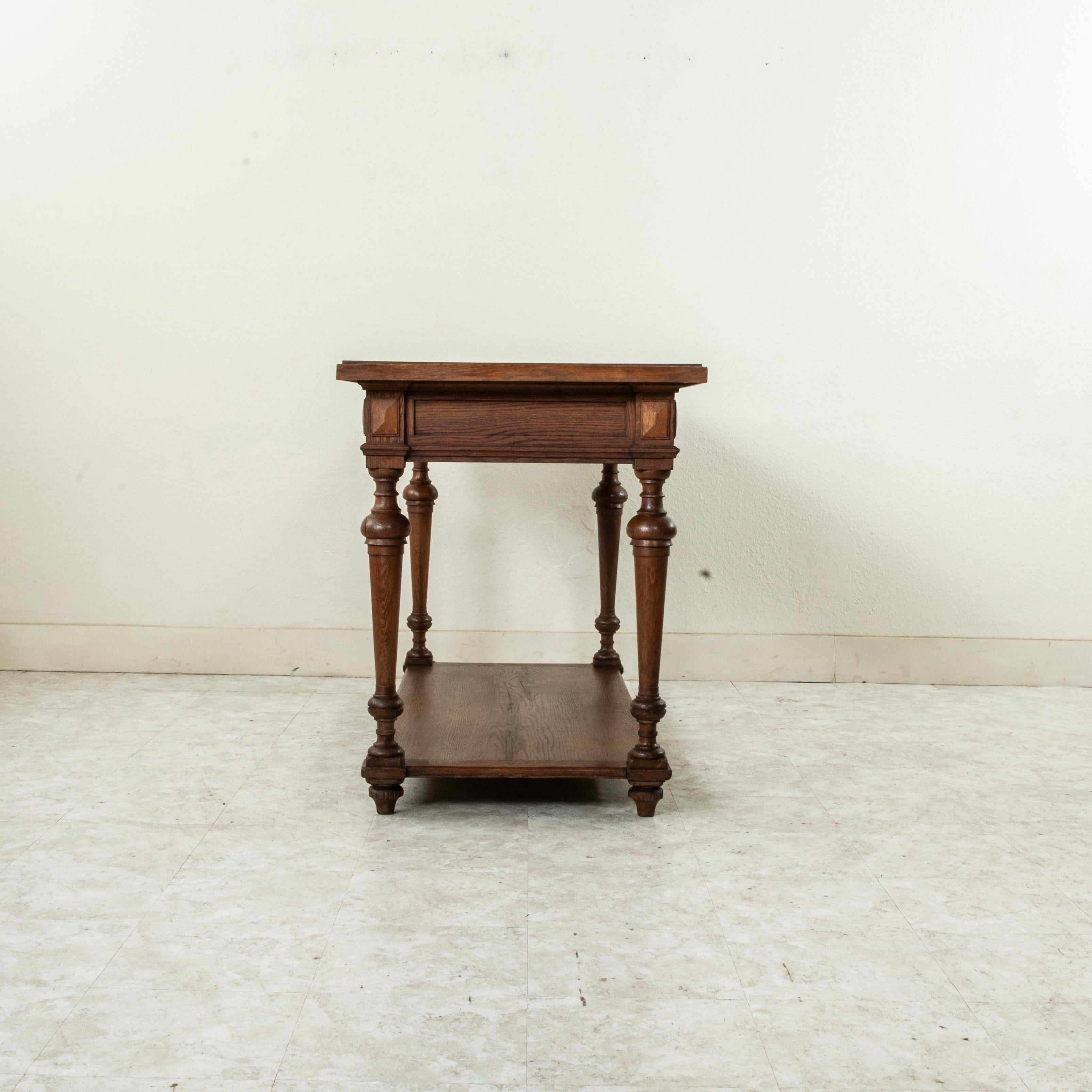 Chêne Table de négociant en soie, table de drapier ou îlot de cuisine en chêne français du début du 20e C. en vente