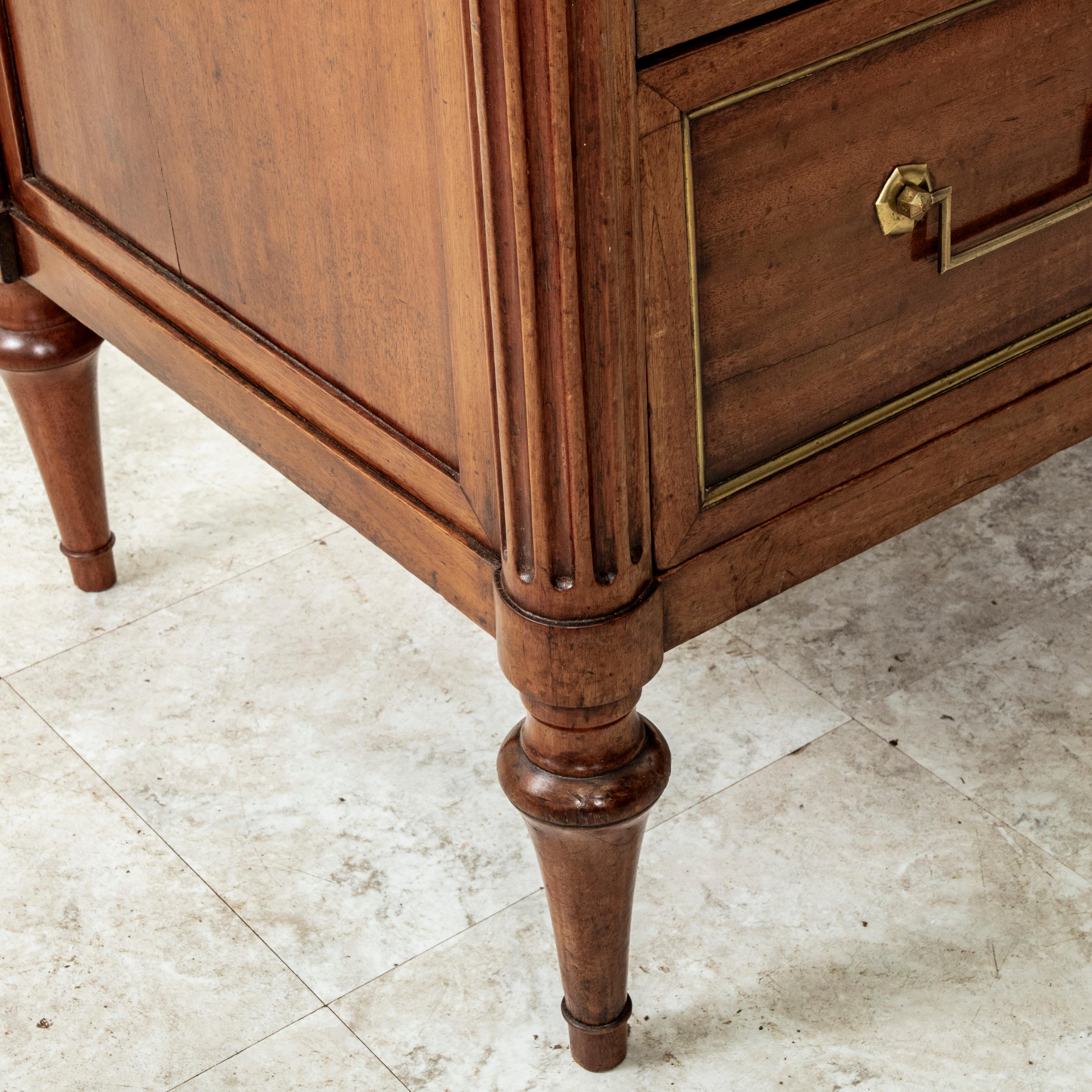 Commode, commode et buffet en acajou de style Louis XVI du XIXe siècle en vente 13