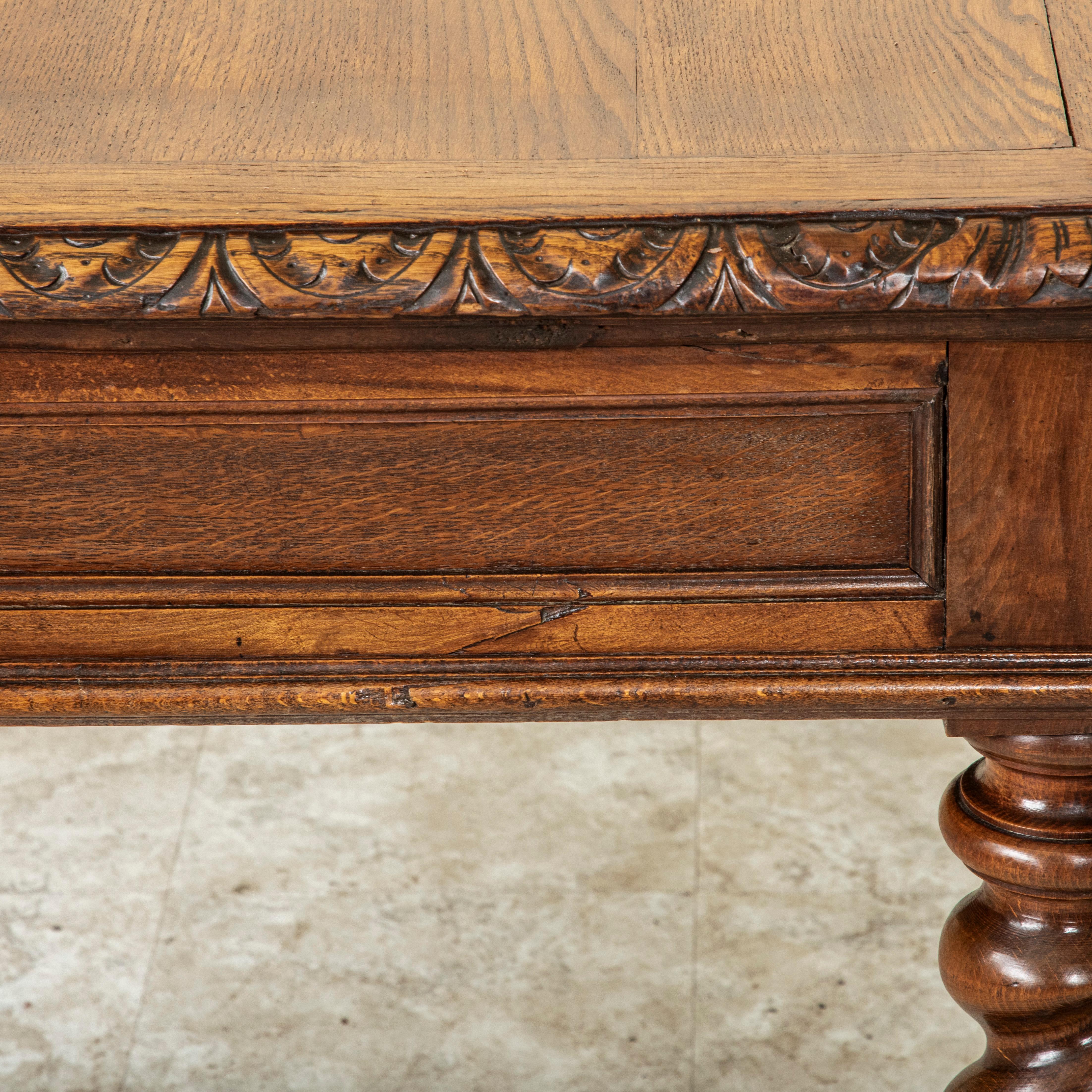 19. Jahrhundert Französisch HENRY II Hand geschnitzt Eiche Partner's Desk, Schubladen jeder Seite im Angebot 6