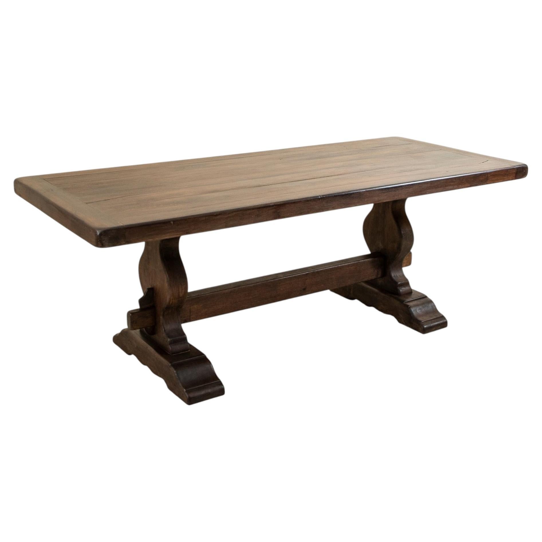 Are end tables taller than coffee tables?