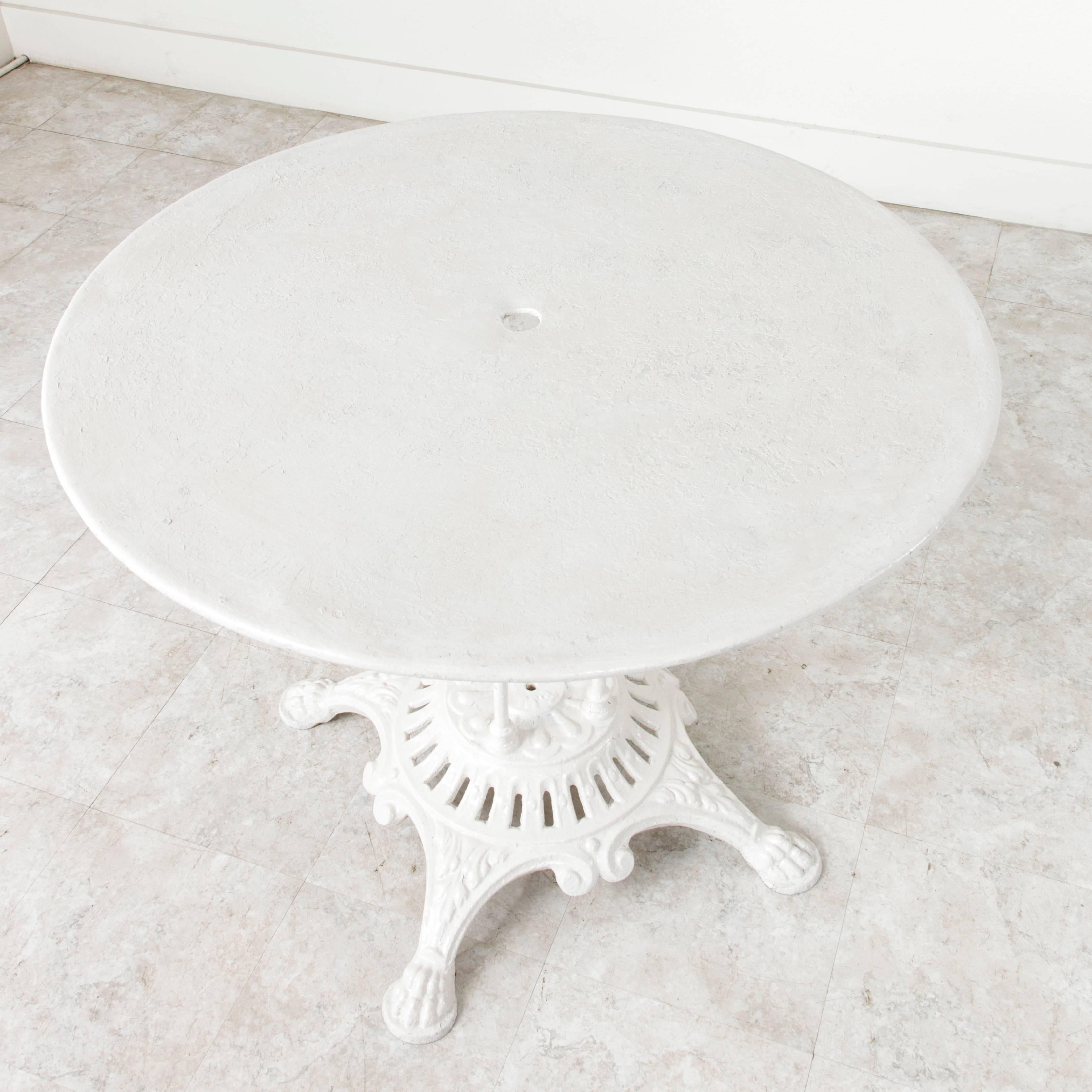 19th Century French Paris Round White Bistro Table with Cast Iron Base Metal Top 1