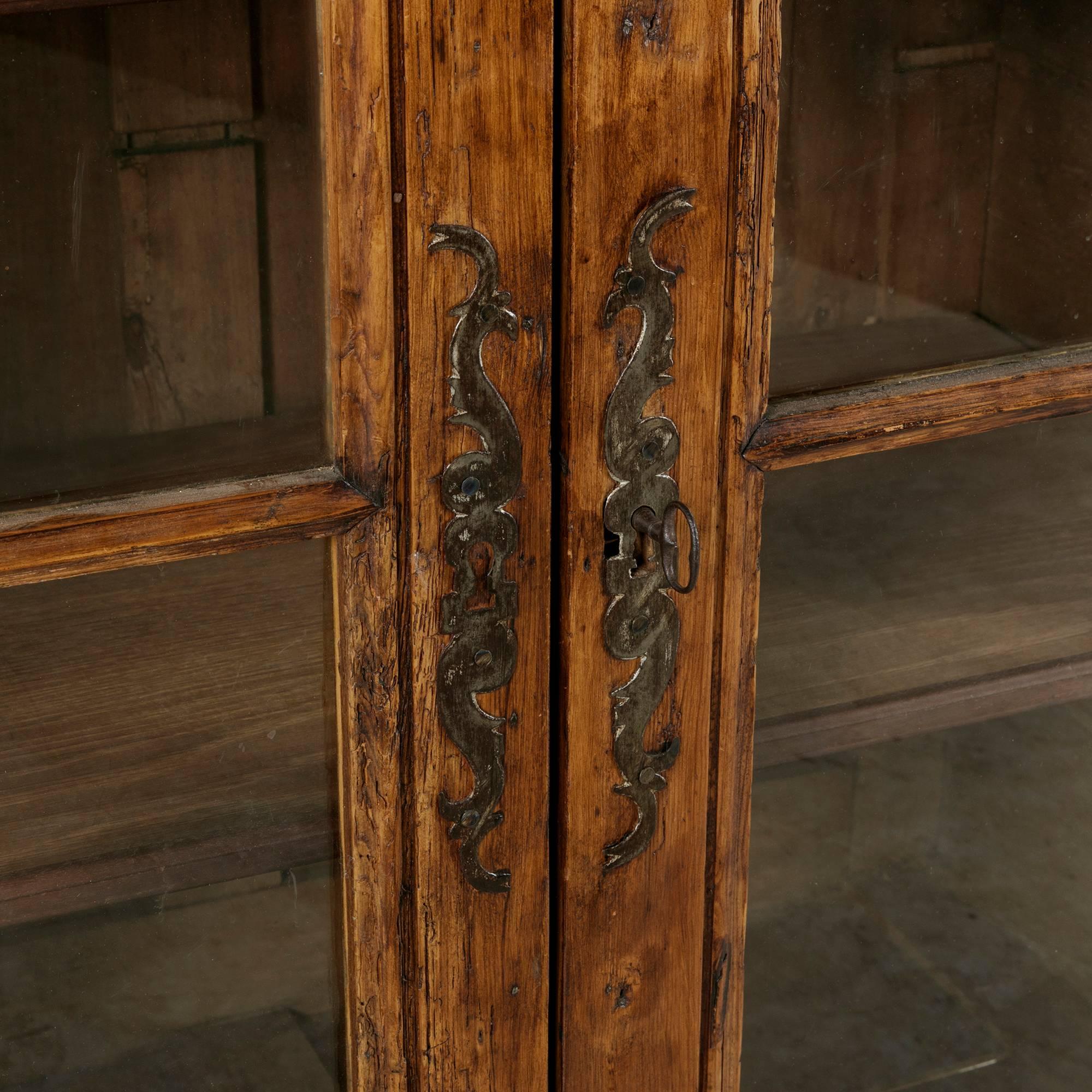 19th Century French Hand-Carved Pine and Oak Rustic Vitrine or Display Cabinet 4