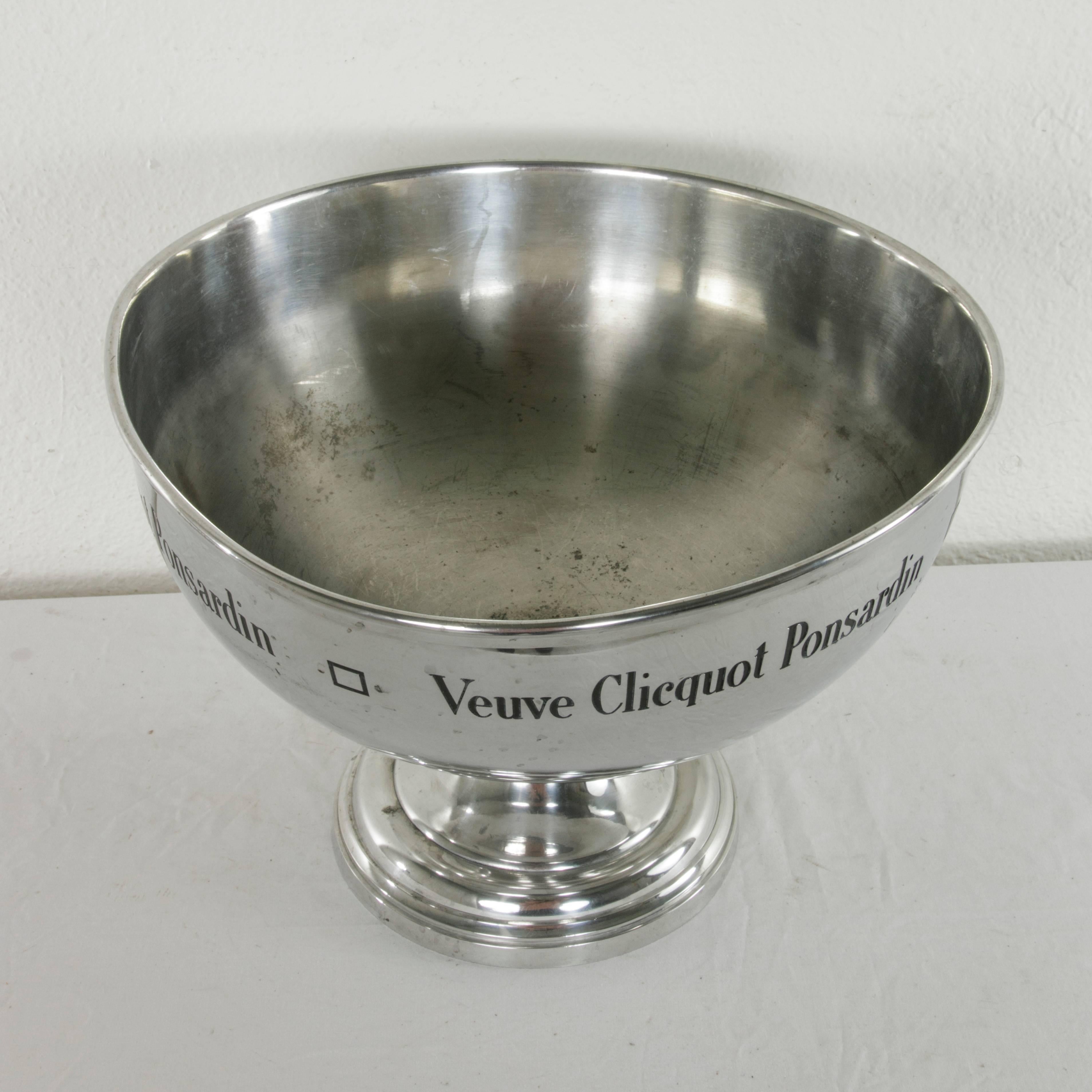 Mid-20th Century French Silver Plate Hotel Champagne Bucket Veuve Clicquot In Good Condition In Fayetteville, AR