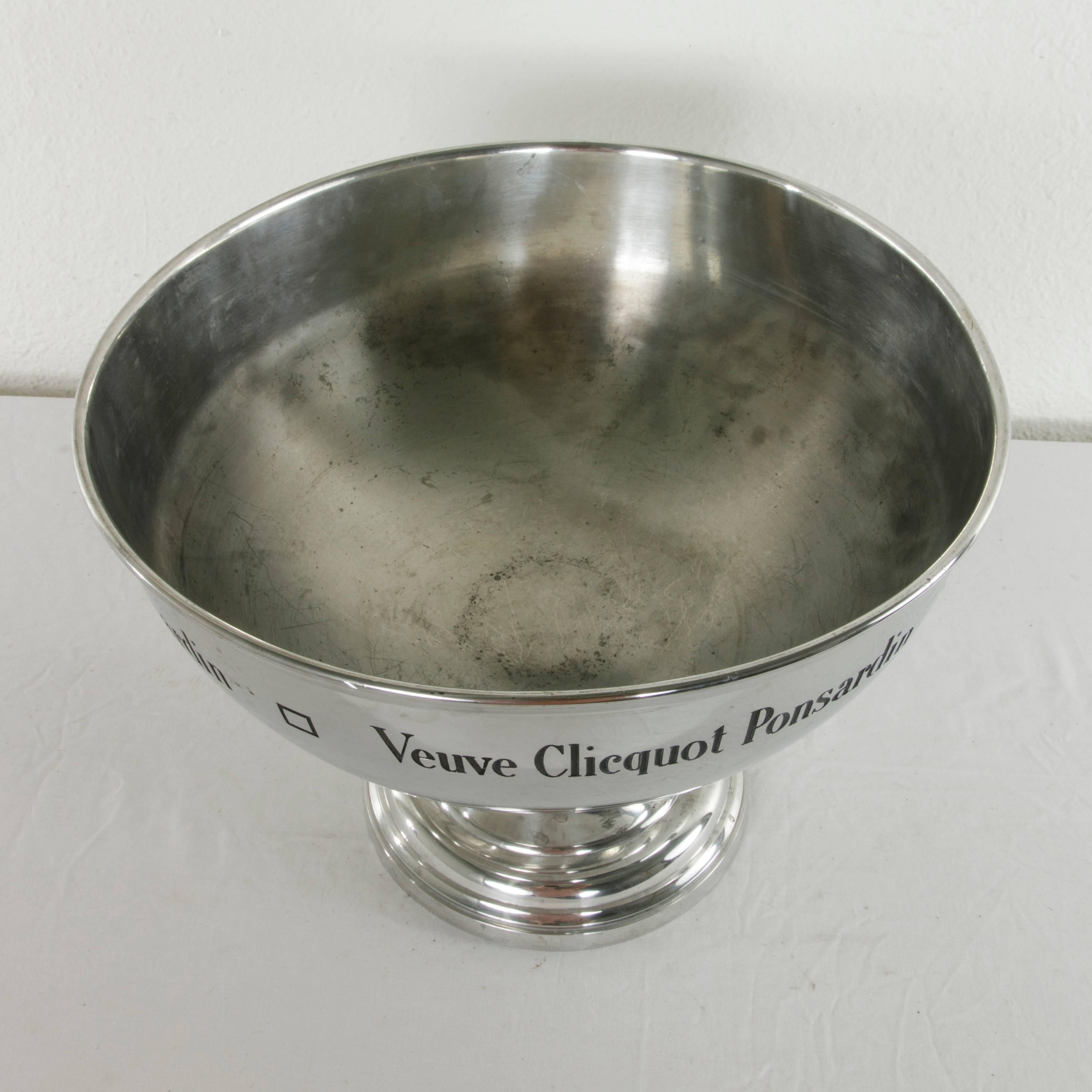Mid-20th Century French Silver Plate Hotel Champagne Bucket Veuve Clicquot 1