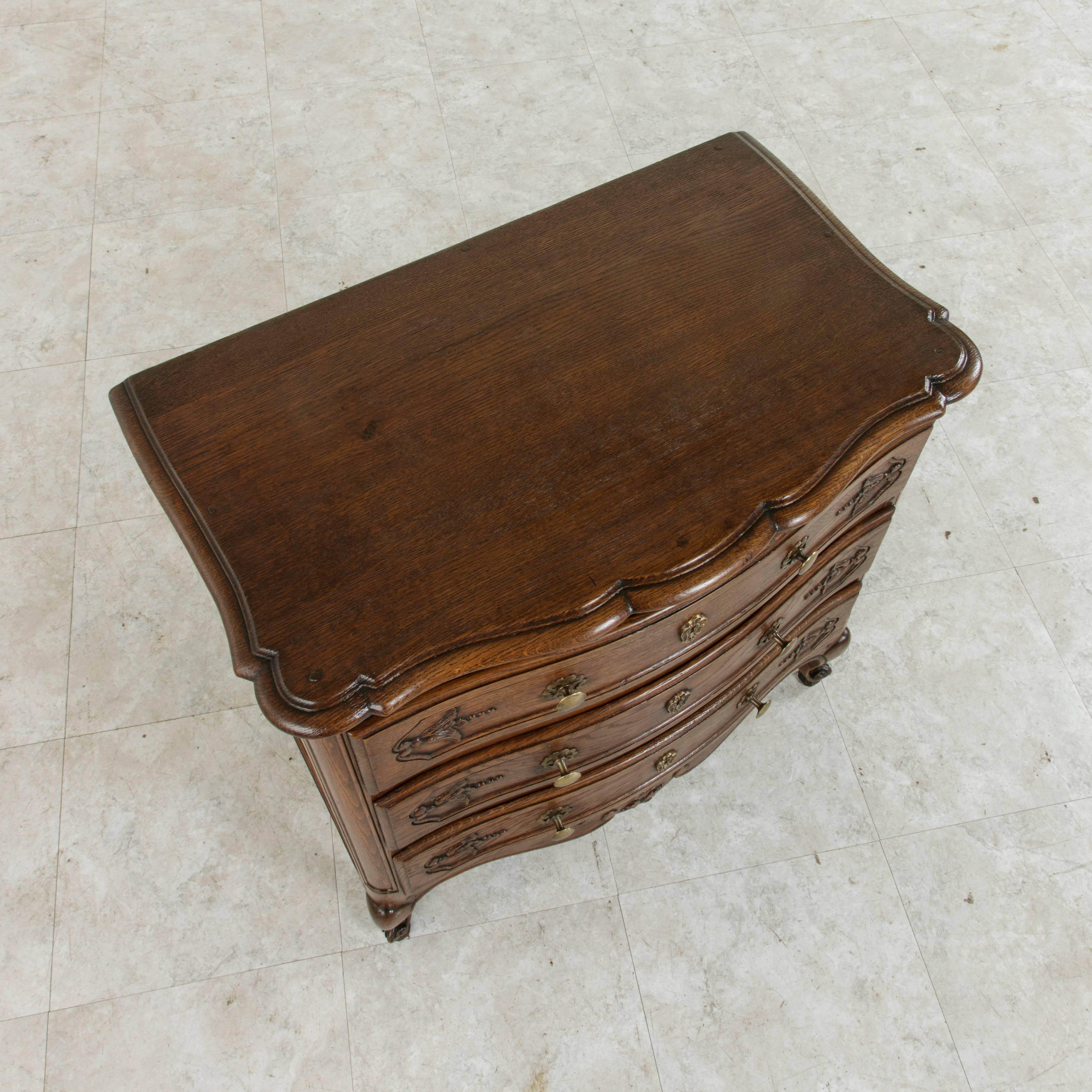 Early 20th Century French Louis XV Style Hand-Carved Oak Nightstand, Small Chest 3