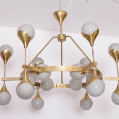 Very Large Murano Glass and Brass Chandelier in the Manner of Stilnovo