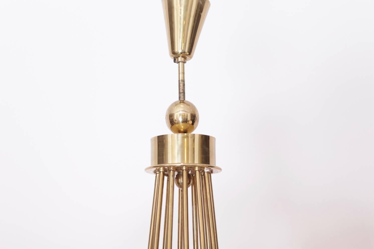 Huge Brass Sputnik Twelve-Light Chandelier 1