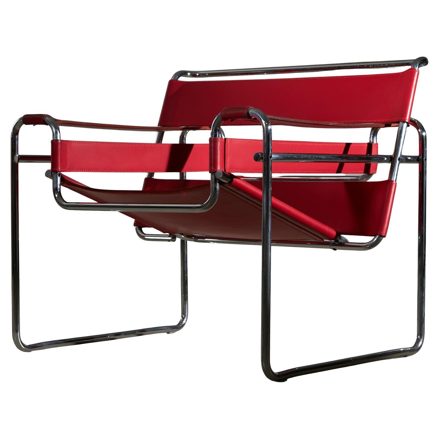 Are Wassily chairs mid-century modern?