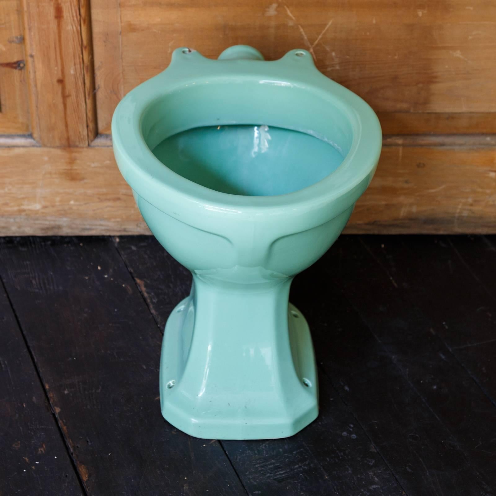 Mid-20th Century 'Latona' Avocado Bathroom Suite