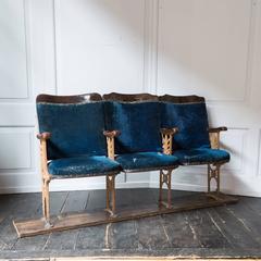 Kino-Sitze aus blauem Samt