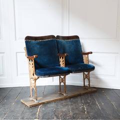 Kino-Sitze aus blauem Samt