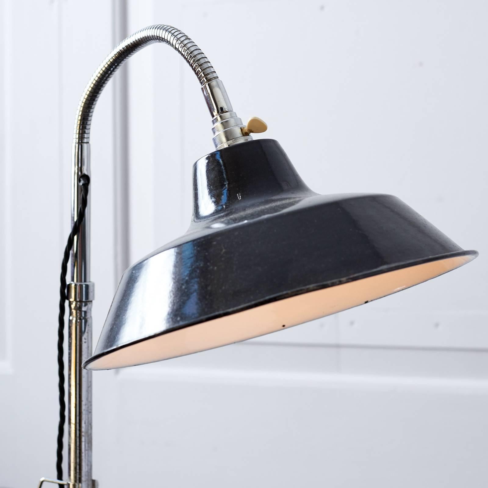 French Chrome and Enamel Goose Neck Anglepoise