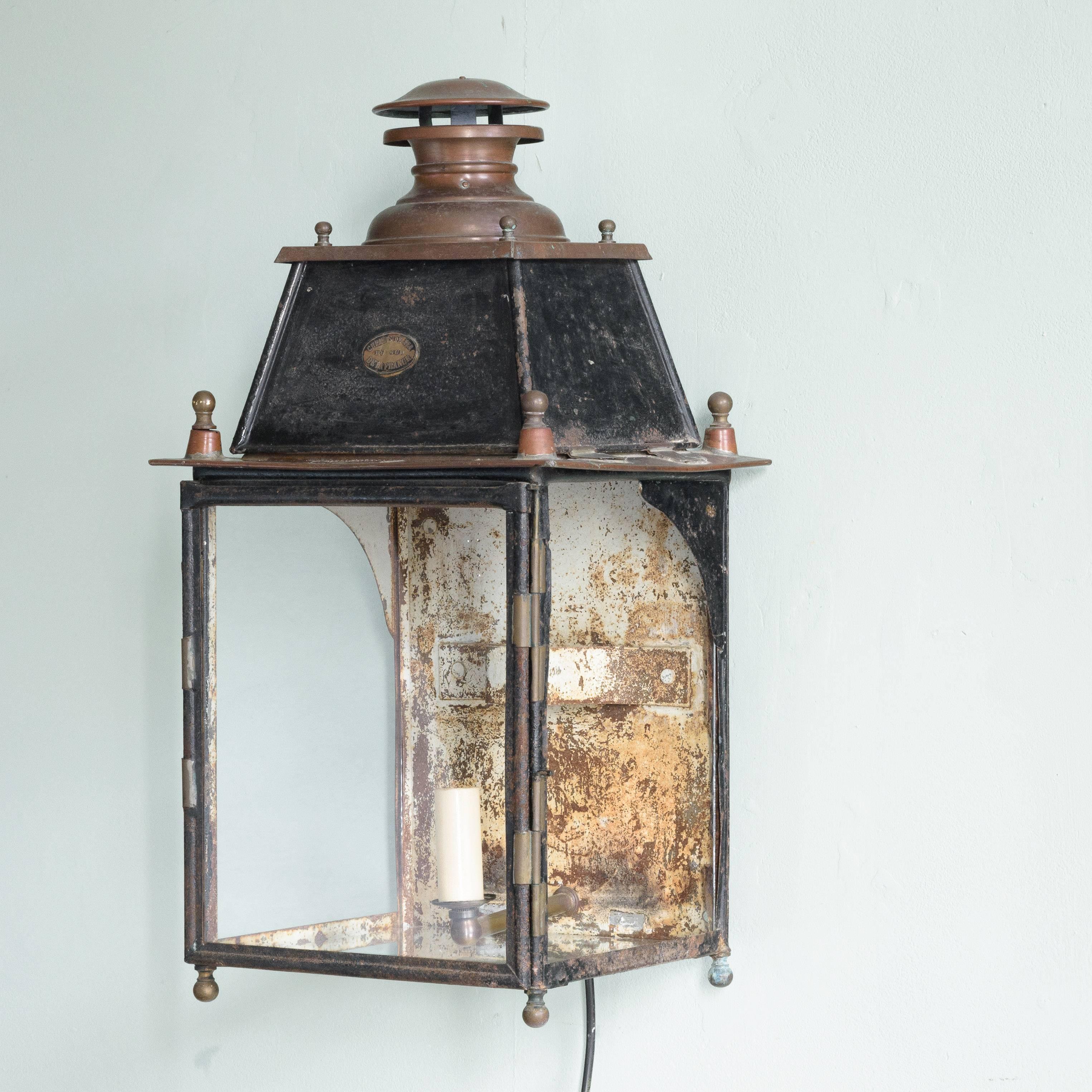Nineteenth Century French Wall Lantern In Good Condition In London, GB