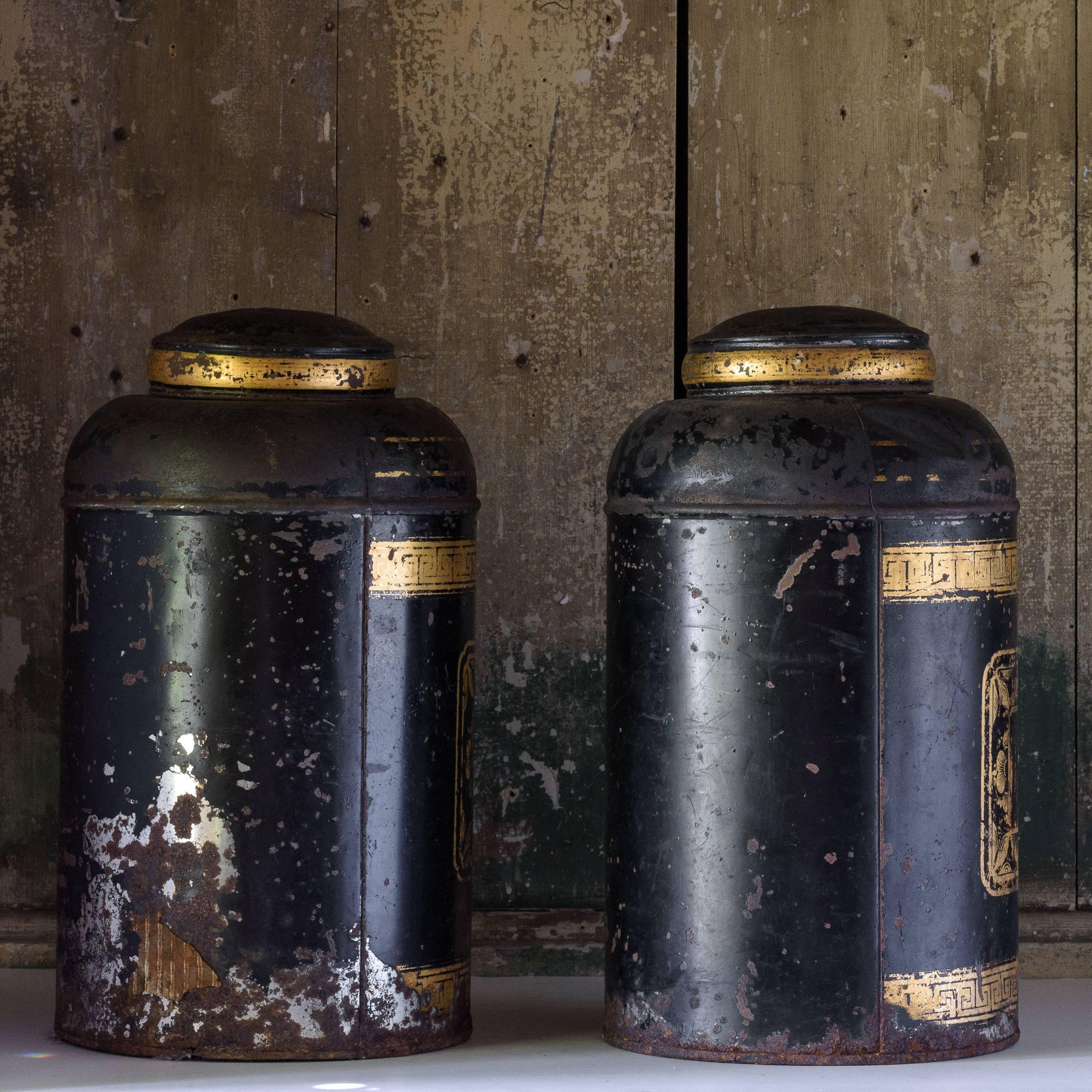 Late19th Century Toleware Tea Canisters In Distressed Condition In London, GB