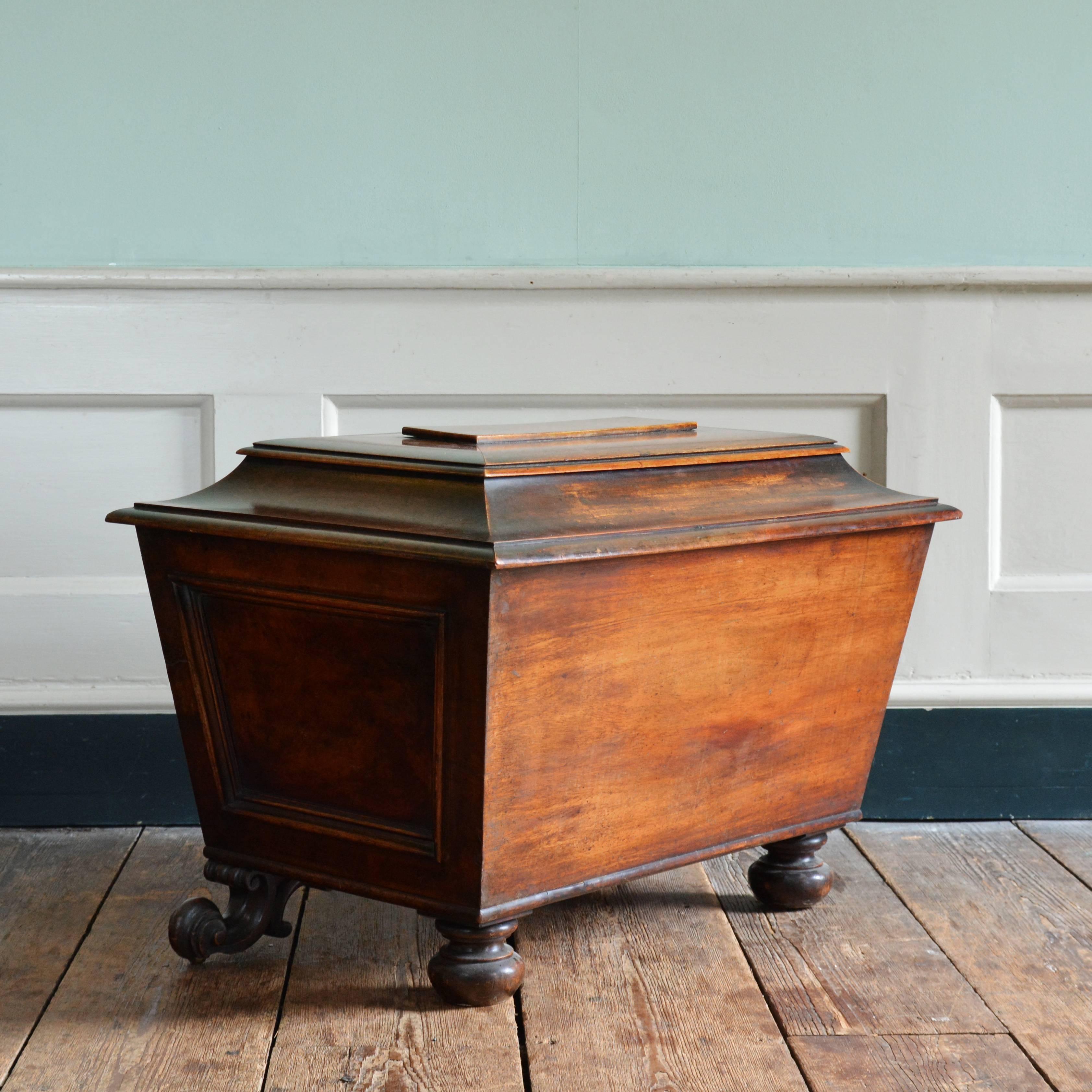 George IV Mahogany Wine Cooler In Good Condition In London, GB