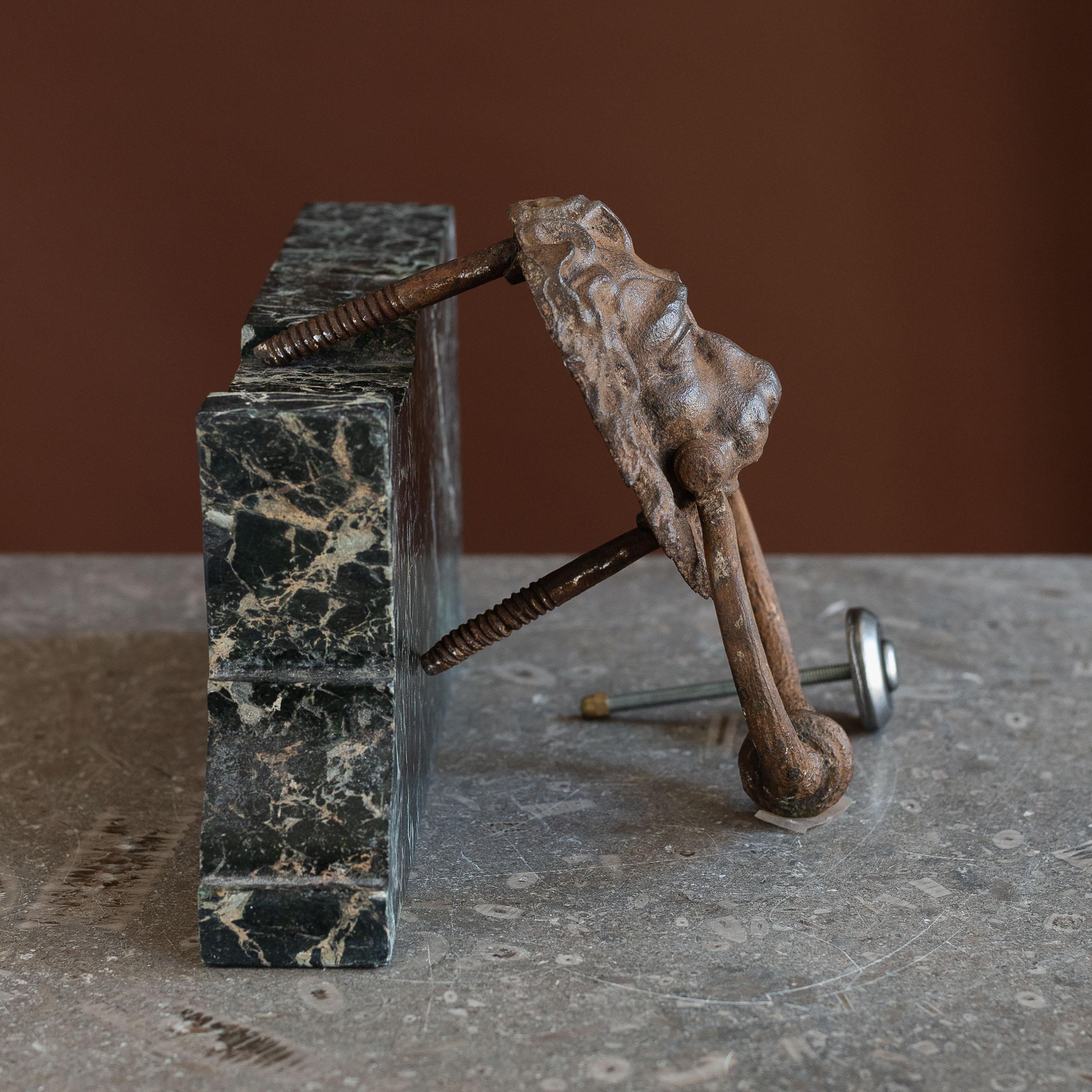George III Wrought and Cast Iron Door Knocker In Good Condition For Sale In London, GB