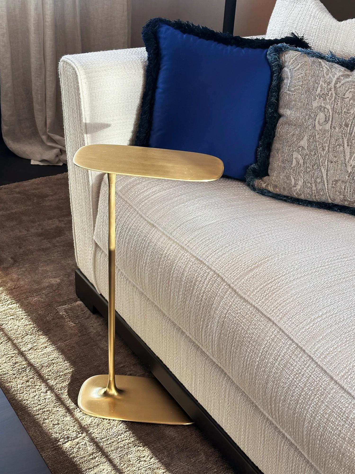 The product is made by sand casting - pouring molten aluminium or brass into sand moulds. Product surface is finished by hand-polishing to desired smoothness (brushed or polished) and treating it (oxidising or ageing) into one of the available