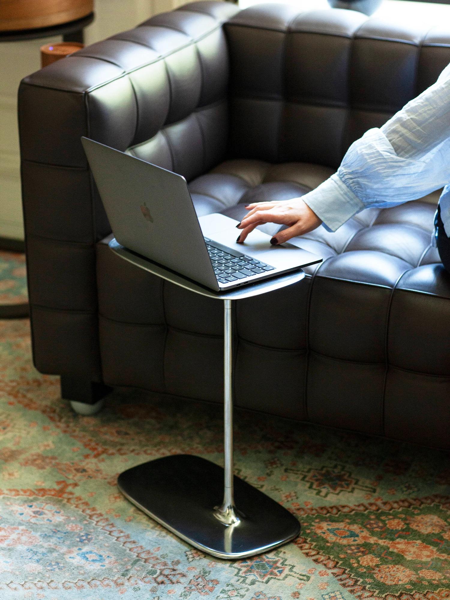 Polished UNISM - Low Side Table - polished Aluminium For Sale