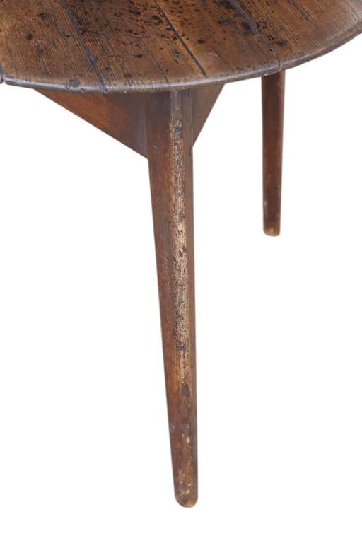 Hand-Carved Early 19th Century English Cricket Table