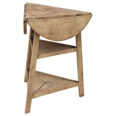 Unique Two-Shelf Cricket Table