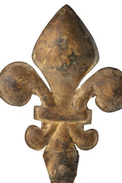 Fleur-de-Lis Gilt-Tole Lamp