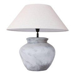 Grande lampe de table en terre cuite