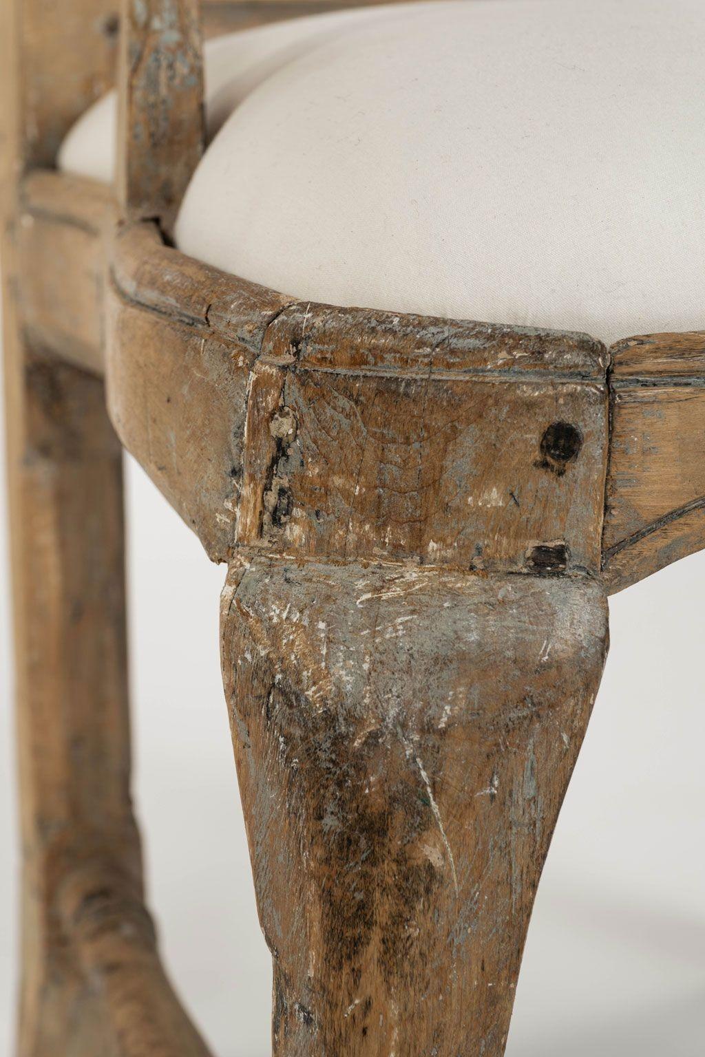 Sillón rococó sueco pintado del siglo XVIII Sueco en venta