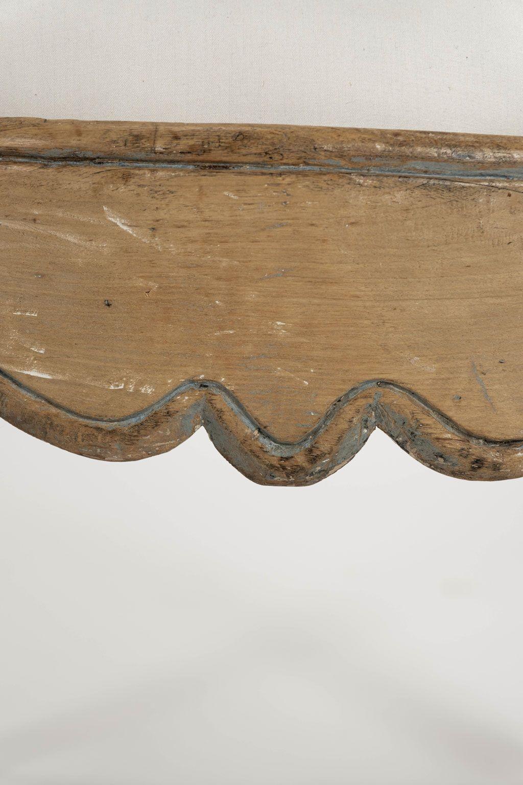 Sillón rococó sueco pintado del siglo XVIII en venta 1