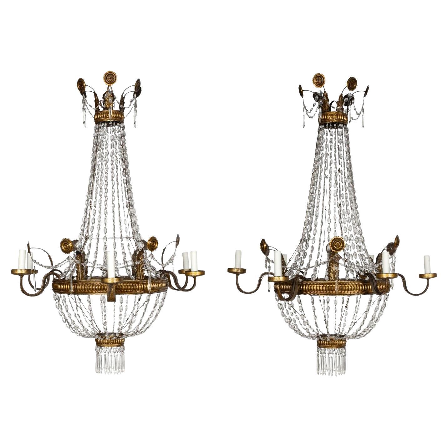 Gilt Candelabros y lámparas colgantes