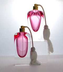 Große & elegante rosa venezianische Parfümflasche aus schwerem geschliffenem Kristall