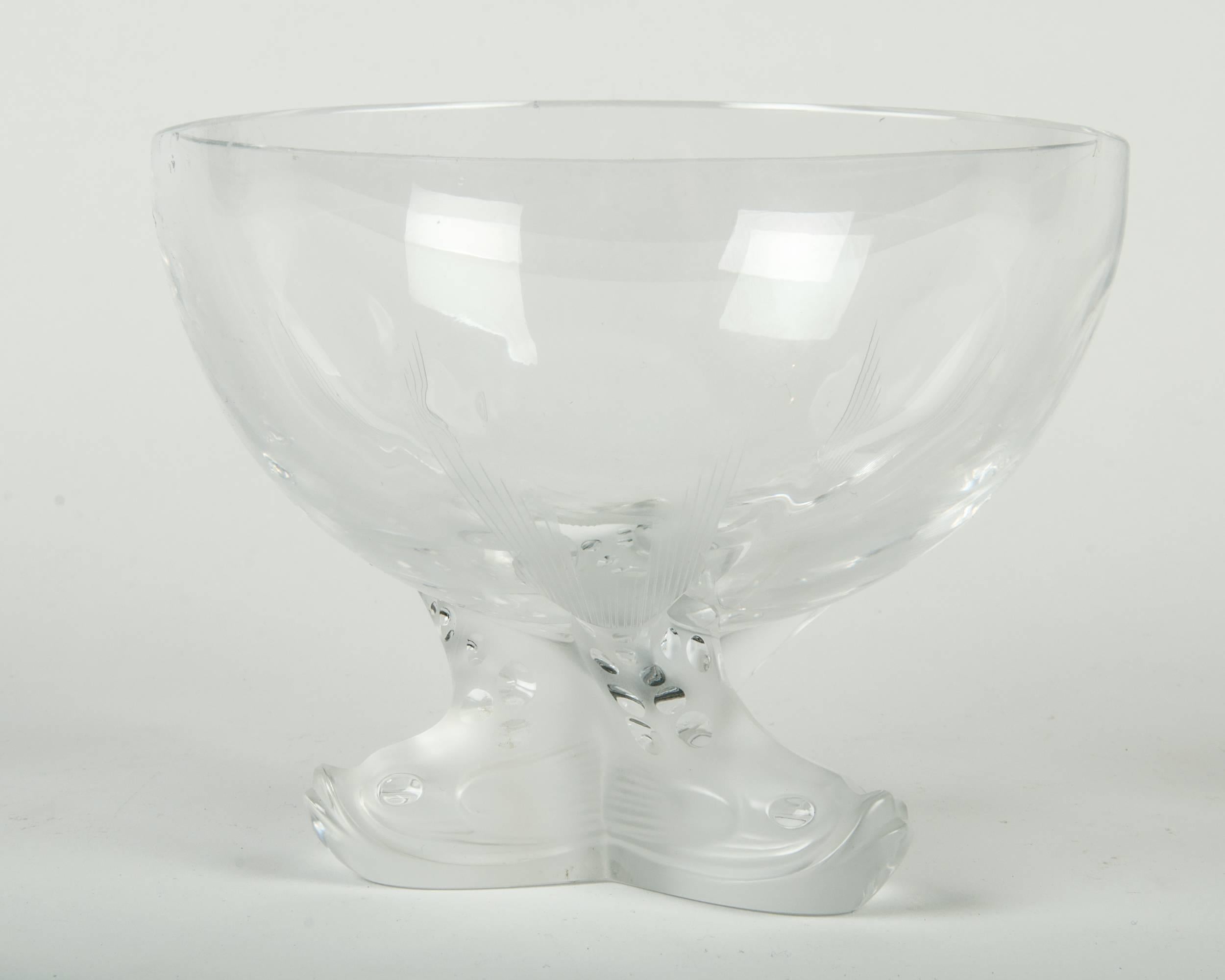 Vintage Lalique decorative catch all bowl / piece. The piece measure 7.5 inches diameter X 6 inches high. Excellent condition.