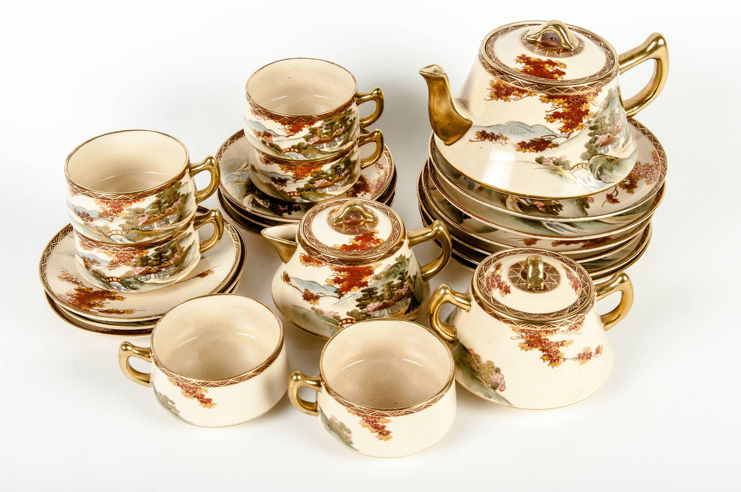 Vintage Oriental Tea Service for Six People In Excellent Condition In Tarry Town, NY