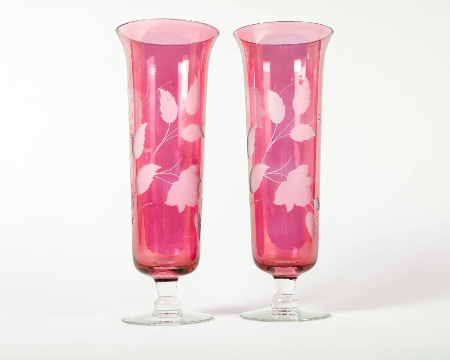 Vintage Etched Crystal Cranberry Pair of Decorative Vases In Excellent Condition In Tarry Town, NY