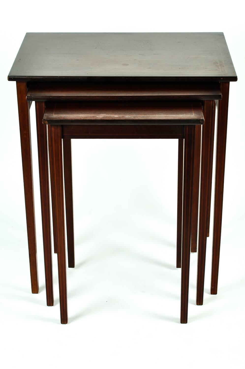 Vintage Mahogany Nesting Tables For Sale at 1stdibs