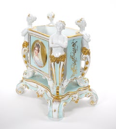 Antique Sèvres Porcelain Classical Decorated Figural Sculpture Cachepot / Center