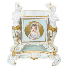 Antique Sèvres Porcelain Classical Decorated Figural Sculpture Cachepot / Center