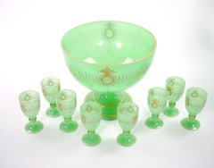 Ciotola da punch in cristallo Baccarat verde opalino, con incisioni e dorature, in stile Napoleone III