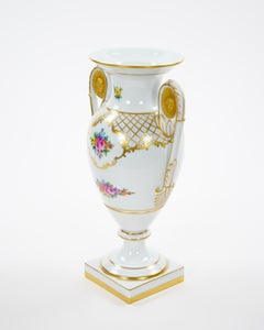 German Dresden Porcelain Painted & Gilt-Decorated Urn-Shape Decorative Vase