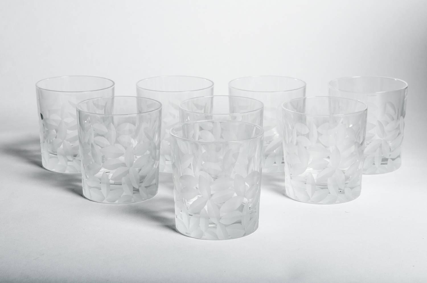 Mid-20th century cut crystal Tiffany low ball drinks glassware set of Six , in the Clover pattern. Excellent condition. Each low ball glass measure 3.75 high x 3.5 inches top diameter.